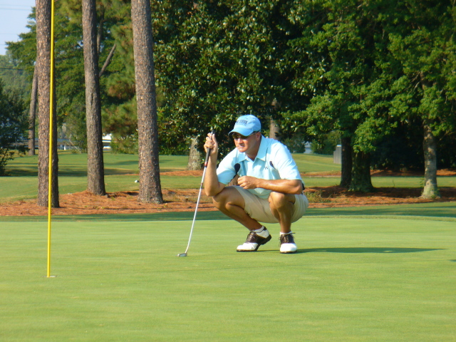 2007/09(Sept)/02(Pinehurst-Rossie-Camera)/640x480_2006-09-27 15-46-47.JPG